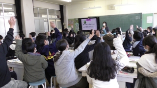 新蟹江小学校に対する広報の様子