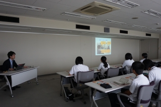 羽島市立中央中学校に対する広報の様子