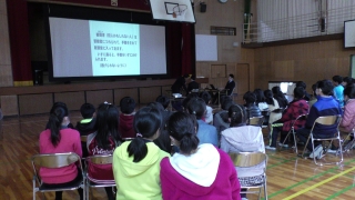 瀬戸市立東山小学校に対する広報の様子