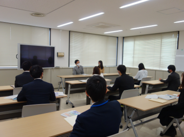 画像の代替テキストを入力ください。