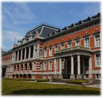 画像の代替テキストを入力ください。