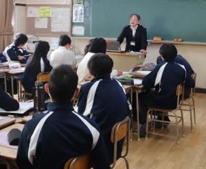 名古屋市立汐路中学校（検察官の職業講話）