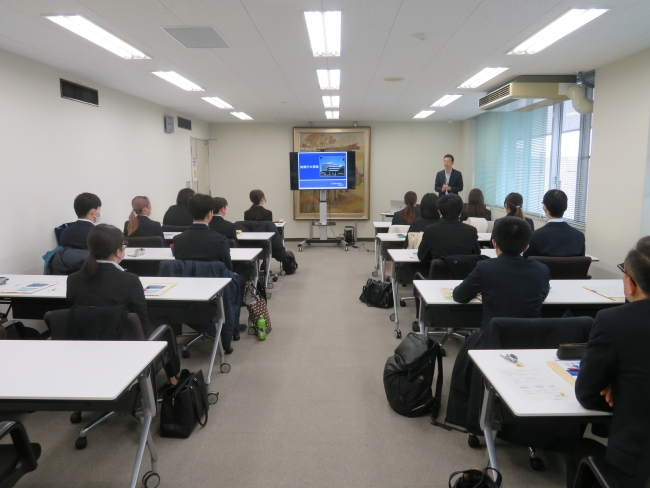 画像の代替テキストを入力ください。