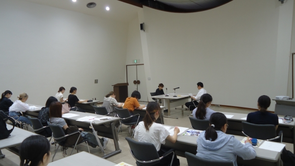 画像の代替テキストを入力ください。