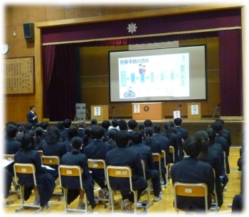 画像の代替テキストを入力ください。