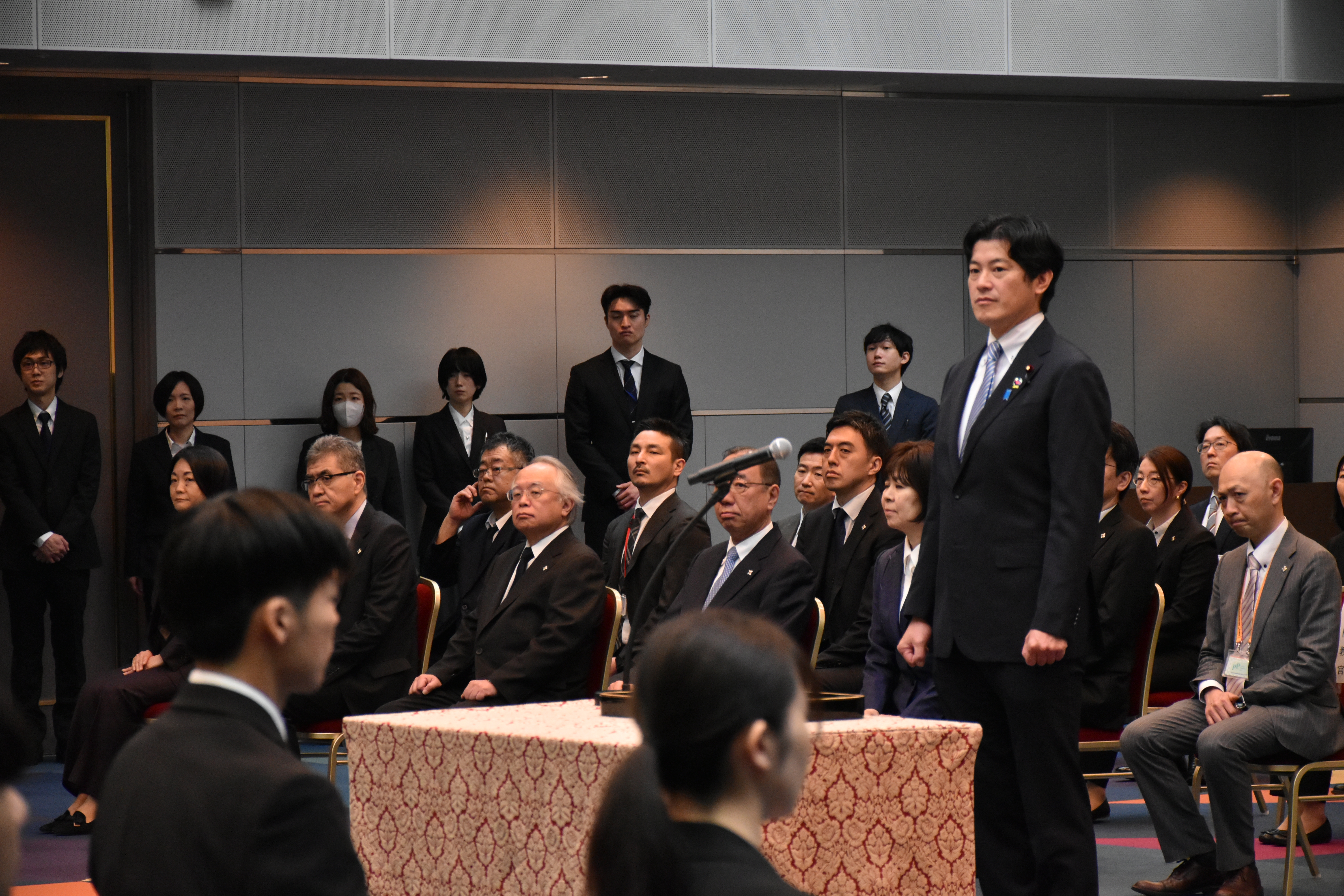 任官式の様子